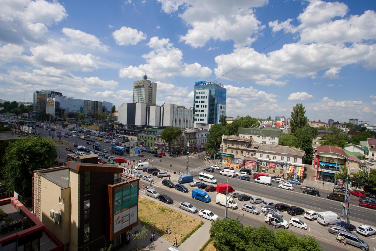 Апартаменти Apartament Curat Si Confortabil Str. Ismail 86 In Centrul Chisinaului Екстер'єр фото