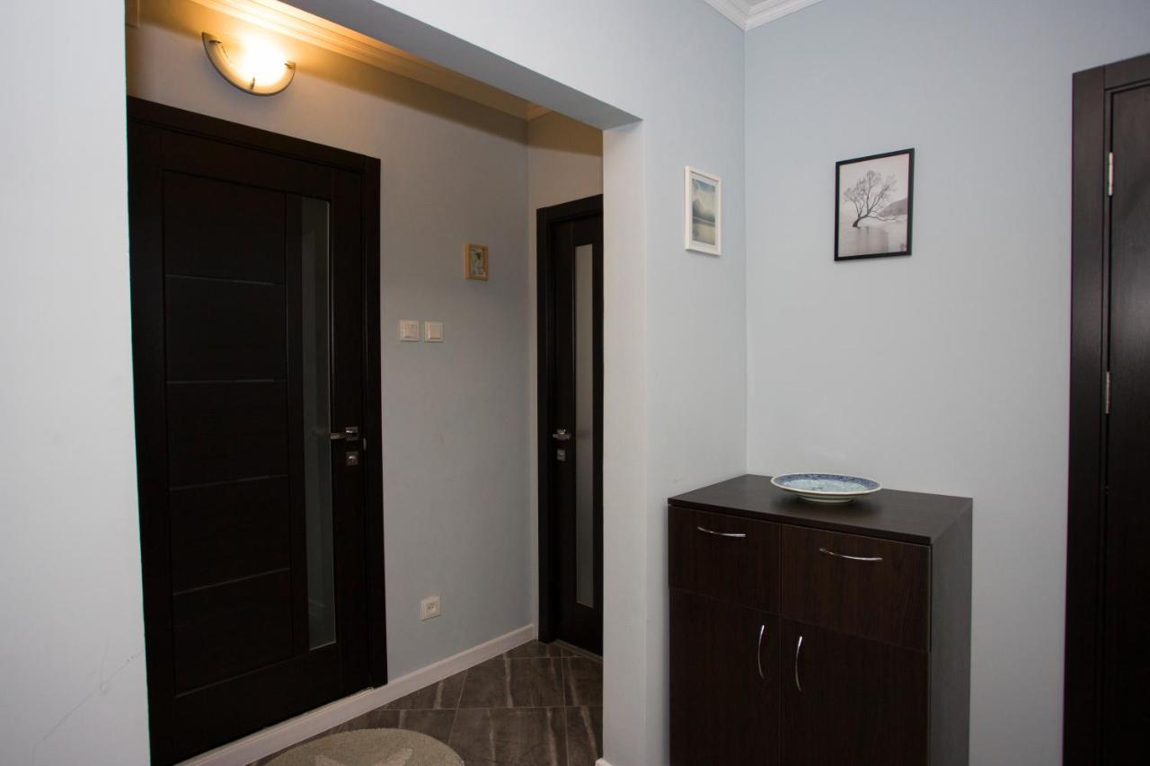 Апартаменти Apartament Curat Si Confortabil Str. Ismail 86 In Centrul Chisinaului Екстер'єр фото
